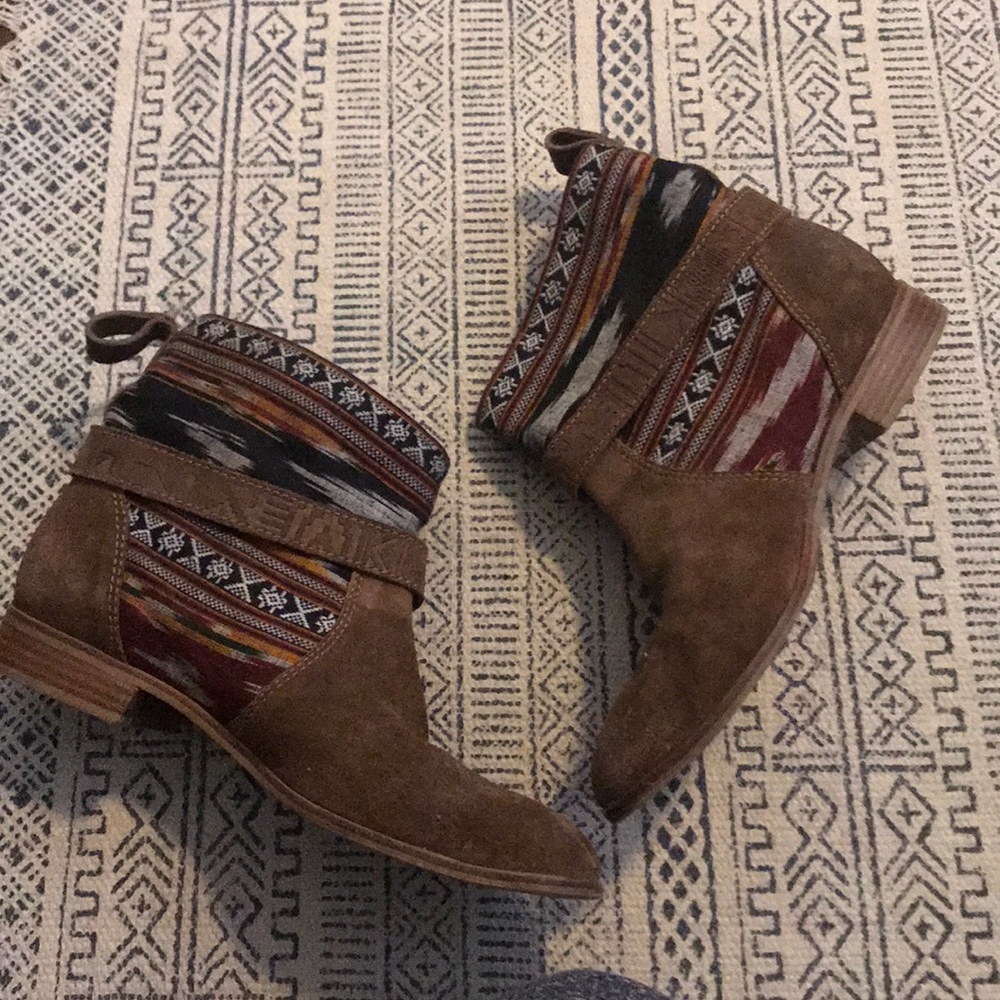 Cynthia Vincent bootie